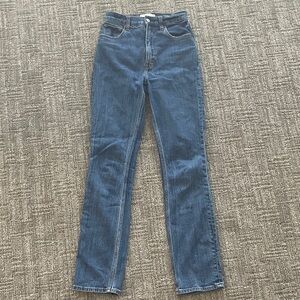 Abercrombie & Fitch The ‘90s Slim Straight Ultra High Rise